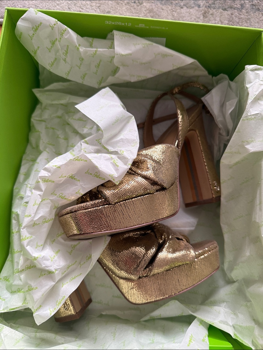 Sam Edelman Gold Metallic Platform Sandals Size 6.5